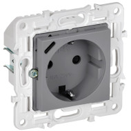 SKANDY Розетка с заземлением с защитными шторками 16А с USB C 18Вт SK-R17Gr серый IEK