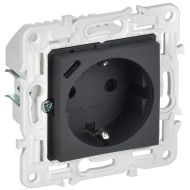 SKANDY Розетка с заземлением с защитными шторками 16А с USB C 18Вт SK-R17G графит IEK