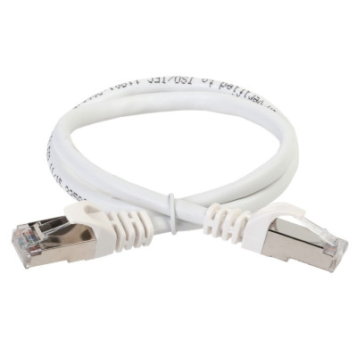 Коммутационный шнур ITK кат.6A S/FTP 0,5м st. 50мкд бел.